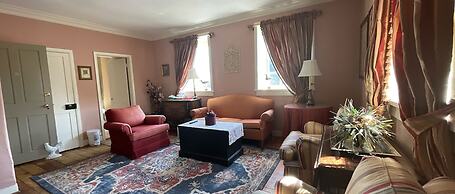 The Wayside Inn Bed & Breakfast