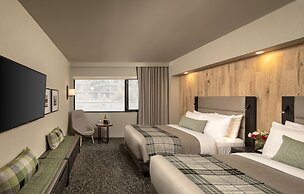 Peaks Hotel and Suites