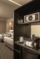 Peaks Hotel and Suites