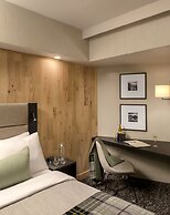 Peaks Hotel and Suites