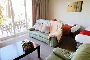 Admiralty Lodge Motel