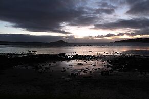 Admiralty Lodge Motel