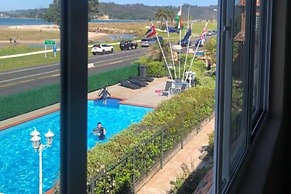 Admiralty Lodge Motel