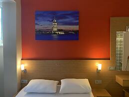 Antique Hostel & Guesthouse