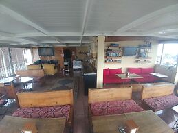 Antique Hostel & Guesthouse