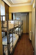 Antique Hostel & Guesthouse