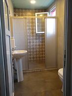 Antique Hostel & Guesthouse