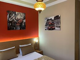 Antique Hostel & Guesthouse