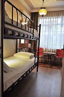 Antique Hostel & Guesthouse