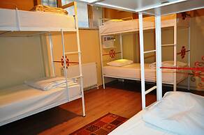 Antique Hostel & Guesthouse