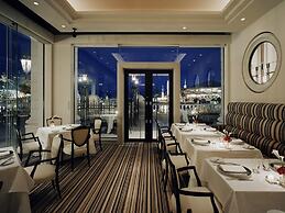 Hotel La Suite Kobe Harborland