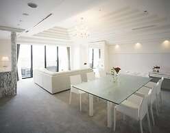 Hotel La Suite Kobe Harborland