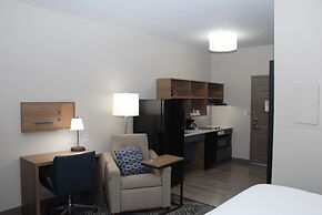 Candlewood Suites Tallahassee, an IHG Hotel