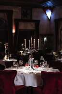 MUSEUM HOTEL - Relais & Châteaux