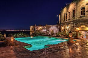 MUSEUM HOTEL - Relais & Châteaux