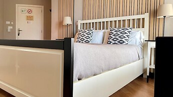 MD Modern Hotel - Jardines