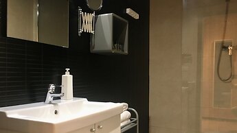 MD Modern Hotel - Jardines