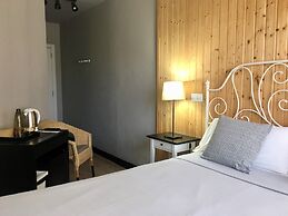 MD Modern Hotel - Jardines