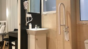 MD Modern Hotel - Jardines