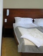 Atrium Hotel