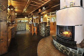 Sojka Resort - Hotel & Drevenice