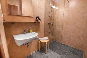 Sojka Resort - Hotel & Drevenice