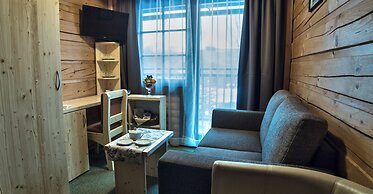 Sojka Resort - Hotel & Drevenice