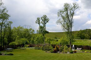 Sojka Resort - Hotel & Drevenice