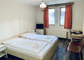 Révész Hotel