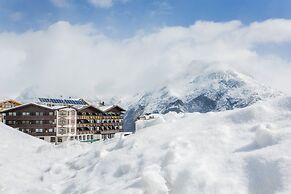 Hotel Edelweiss