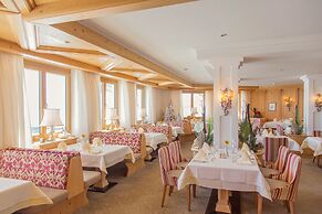 Hotel Edelweiss