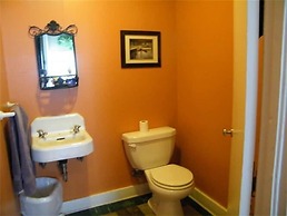 1000 Island Condo Getaway