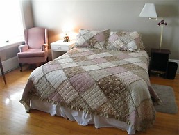 1000 Island Condo Getaway