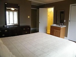 1000 Island Condo Getaway