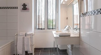 Hôtel Le Saint Jacques