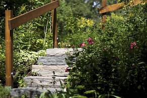 Auberge Le Lupin B&B