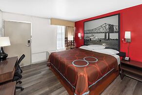 Super 8 by Wyndham Baton Rouge/I-10