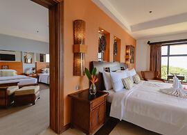 Costabella Tropical Beach Hotel