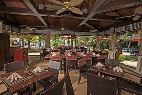 Costabella Tropical Beach Hotel