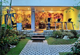 Costabella Tropical Beach Hotel