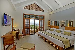 Costabella Tropical Beach Hotel