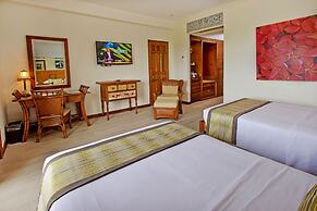 Costabella Tropical Beach Hotel