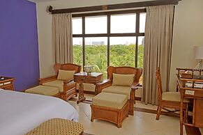 Costabella Tropical Beach Hotel