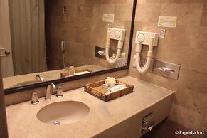 Fort Ilocandia Resort Hotel