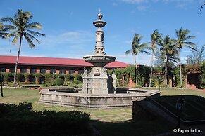 Fort Ilocandia Resort Hotel