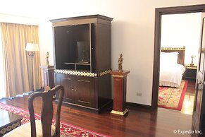 Fort Ilocandia Resort Hotel