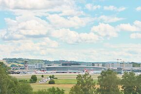 Holiday Inn Express Zurich Airport by IHG