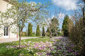 Logis De France Des Sources