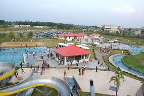 Tinapa Lakeside Hotel