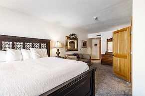 The Caledonian by All Seasons Resort Lodging